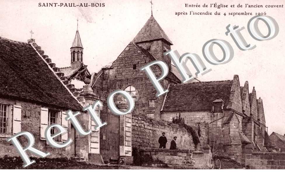 Entree de l&#039;Eglise