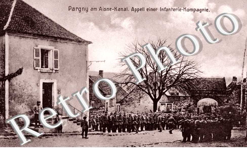 Pargny am Aisne-kanal . Appell einer Infanterie-Kompagnie