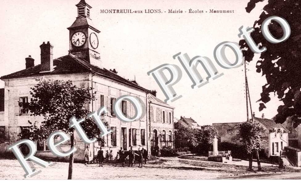 Mairie Ecole et Monument