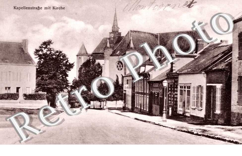 Kapellenstrasse mit Kirche