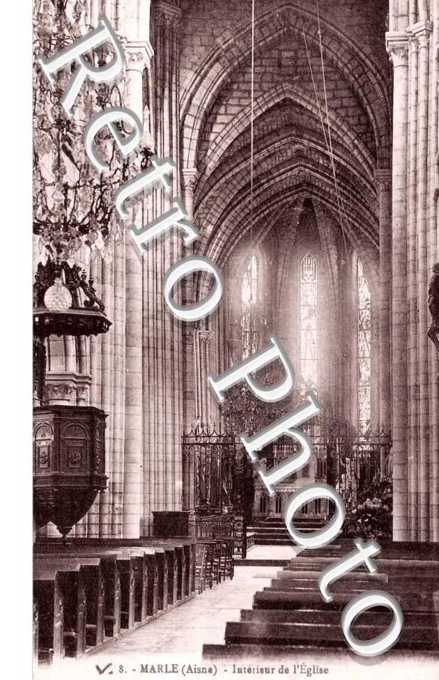 Interieur de l'eglise