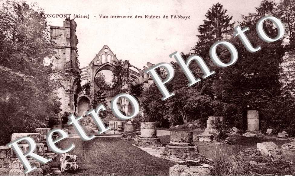 vue interieure  des ruines de l&#039;Abbaye