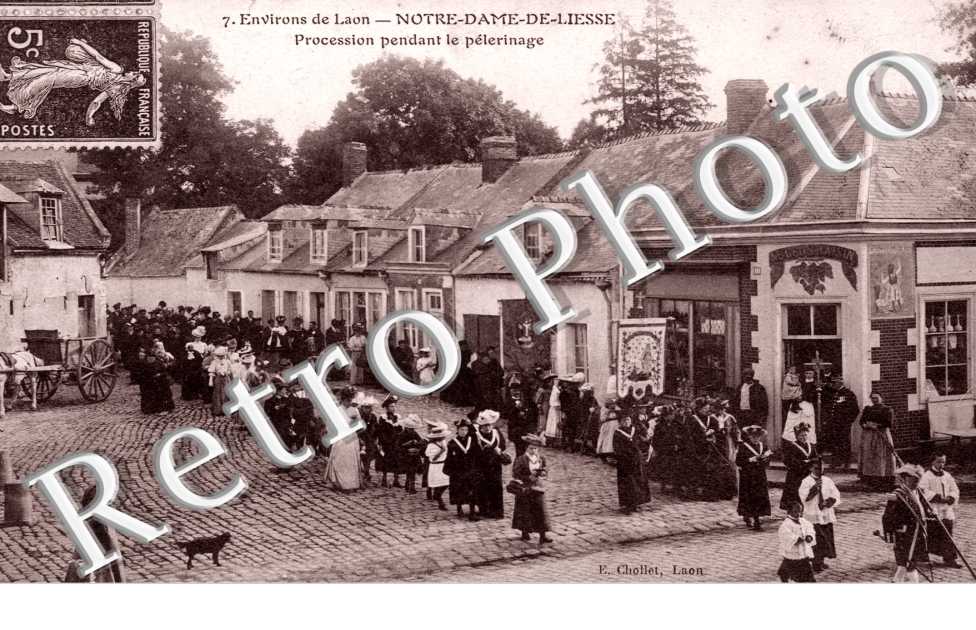 notre dame de liesse, procession pendant le pelerinage