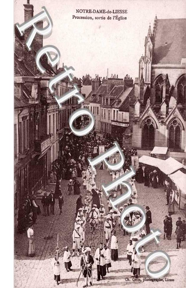 notre dame de liesse, procession pendant le pelerinage