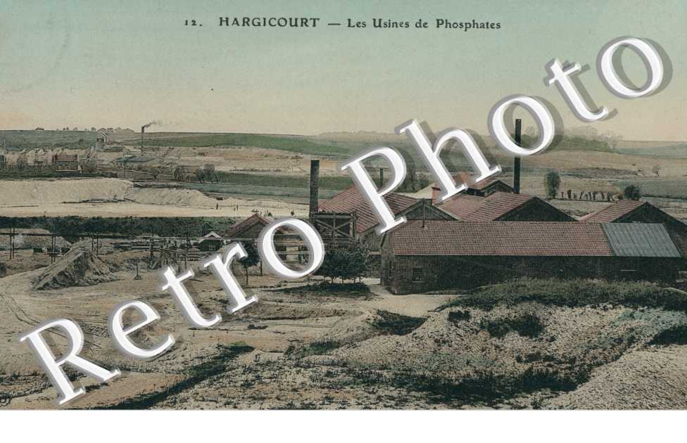 Les Usines a Phosphates