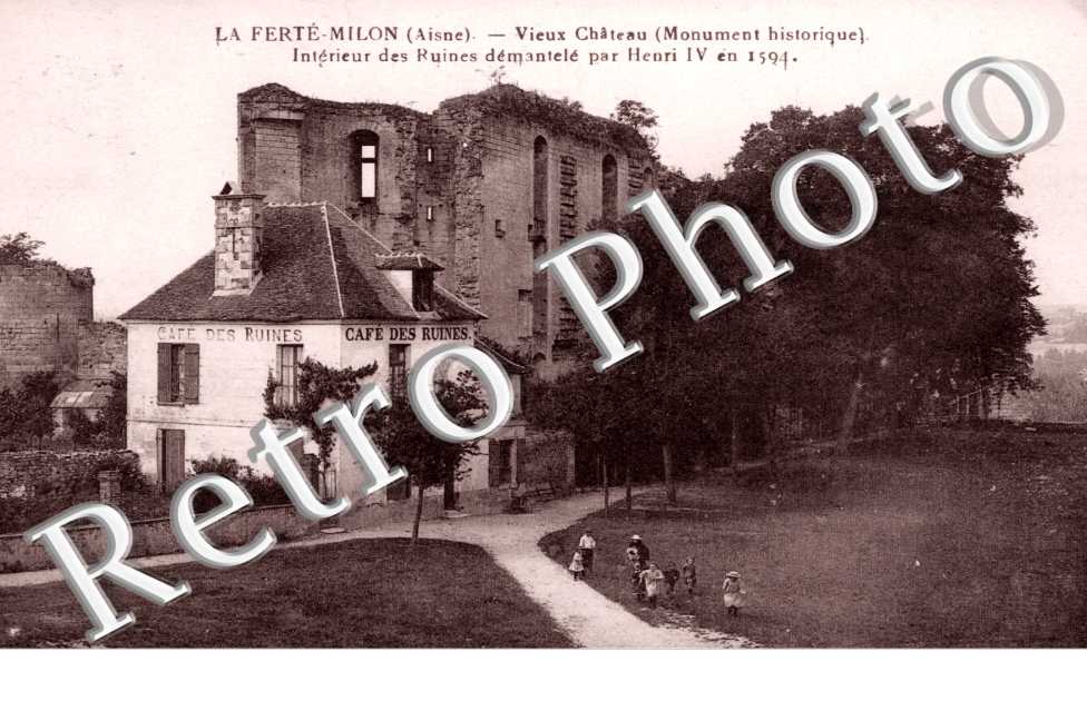 Vieux Chateau, Interieur des Ruines