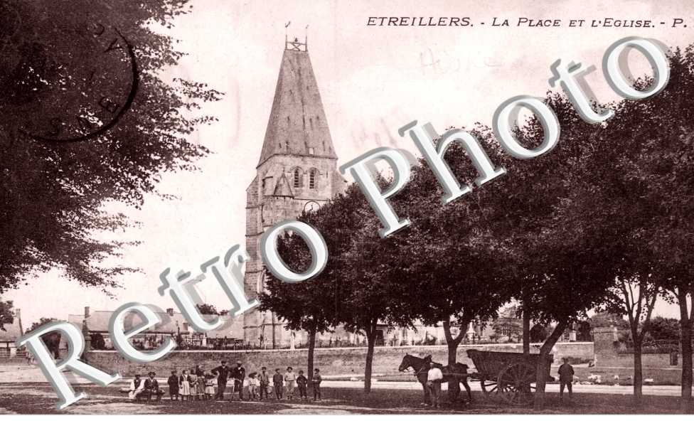 la place et l&#039;eglise