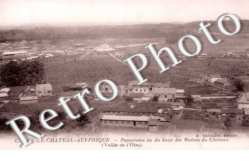 Panorama vu du haut des Ruines du Chateau