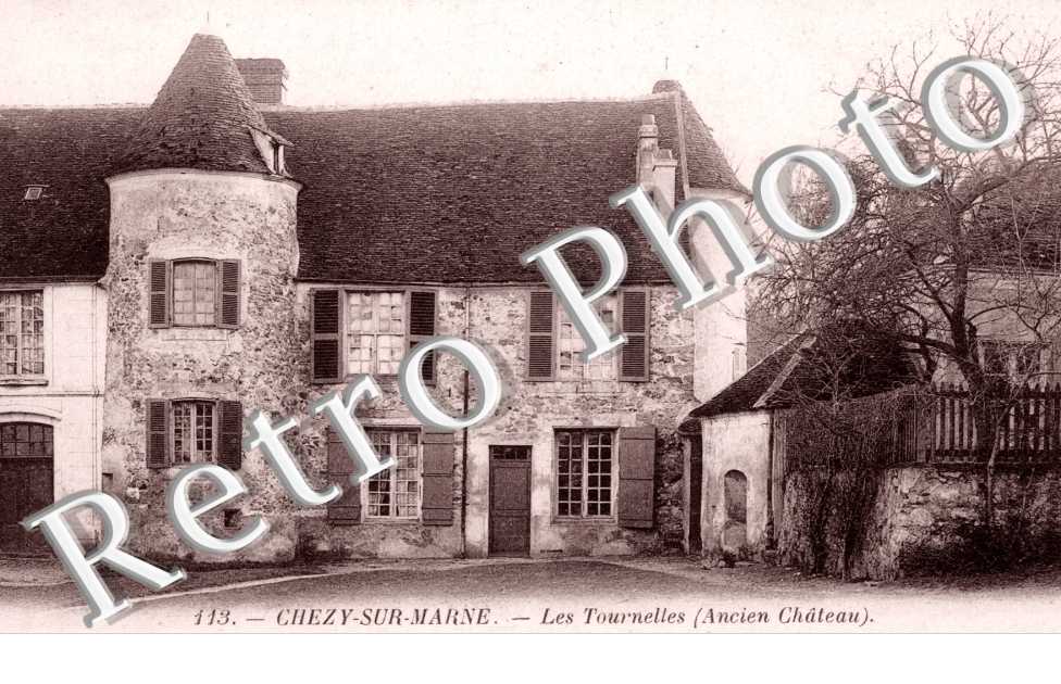 Les Tournelles