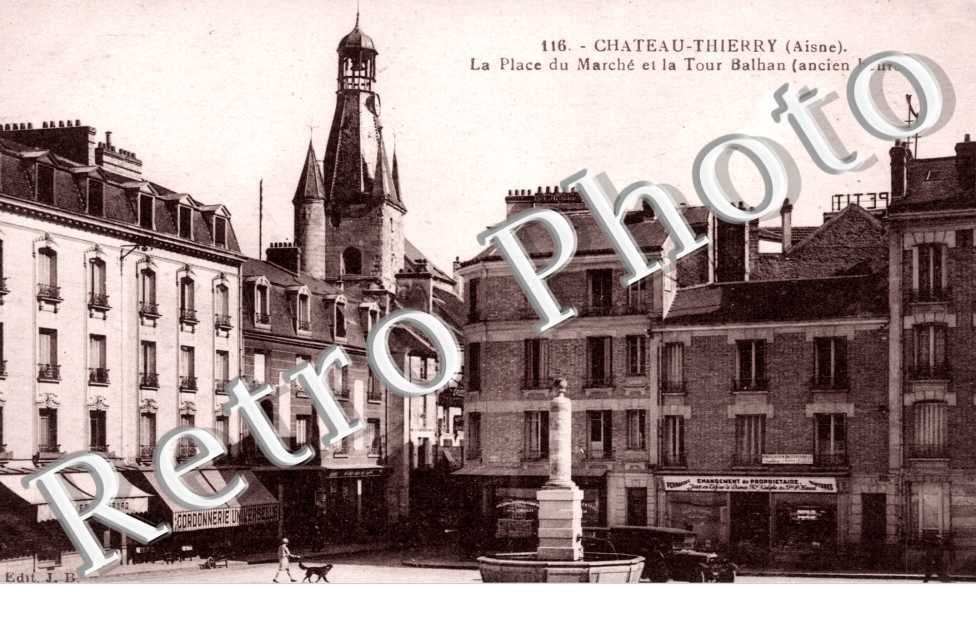 la Place du Marche et la Tour Balhan (ancien beffroi)