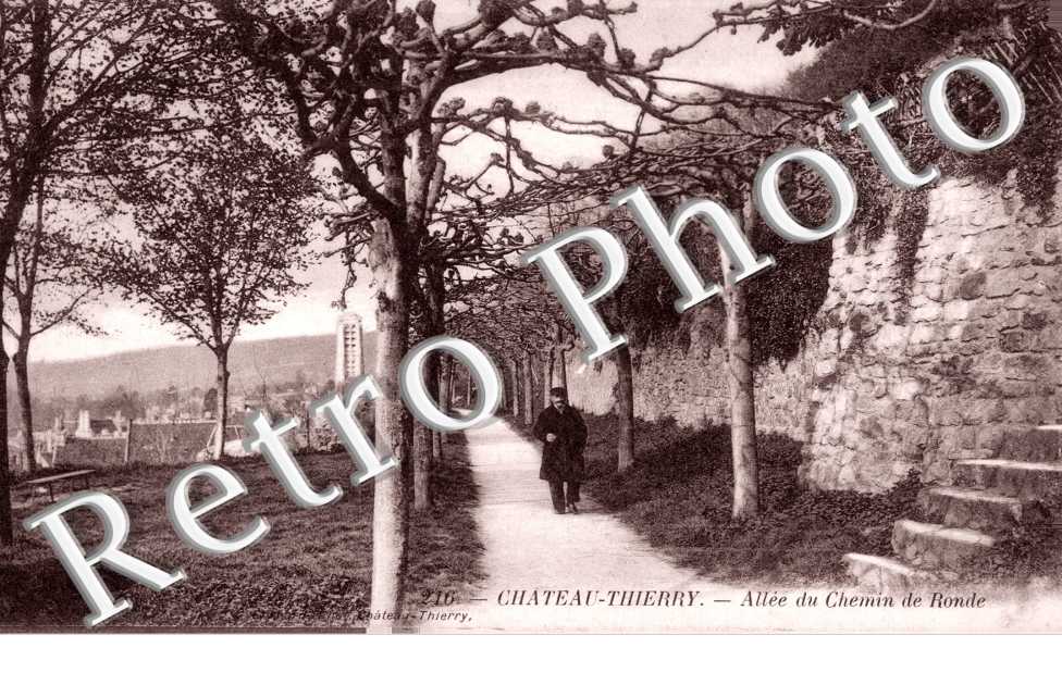 Allee du chemin de ronde