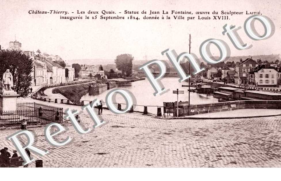 les Deux Quais, Statue de Jean de la Fontaine