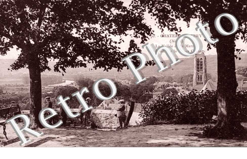 Vue prise sur le Vieux Chateau