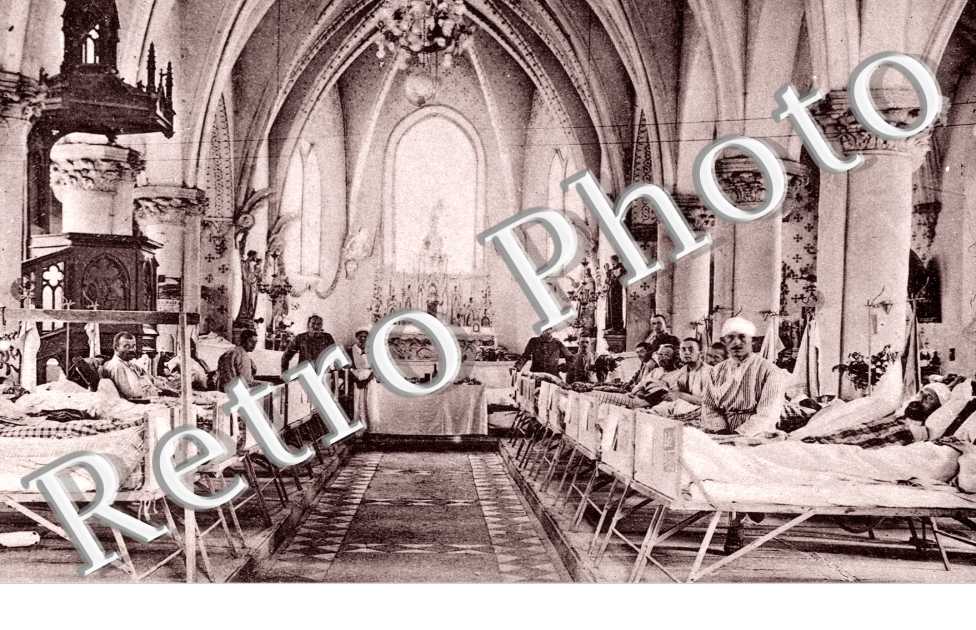 (Interieur de l&#039;eglise - hopital)