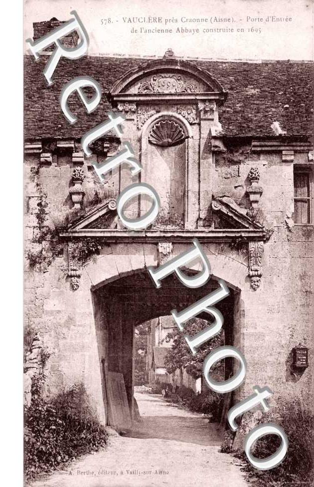 Porte d&#039;Entrée de l&#039;Ancienne Abbaye