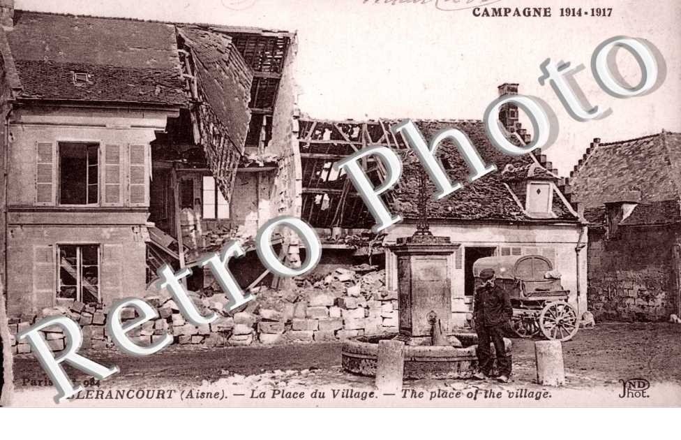  La Place du Village