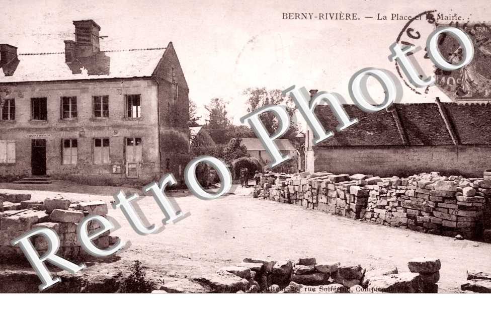 La place et la mairie