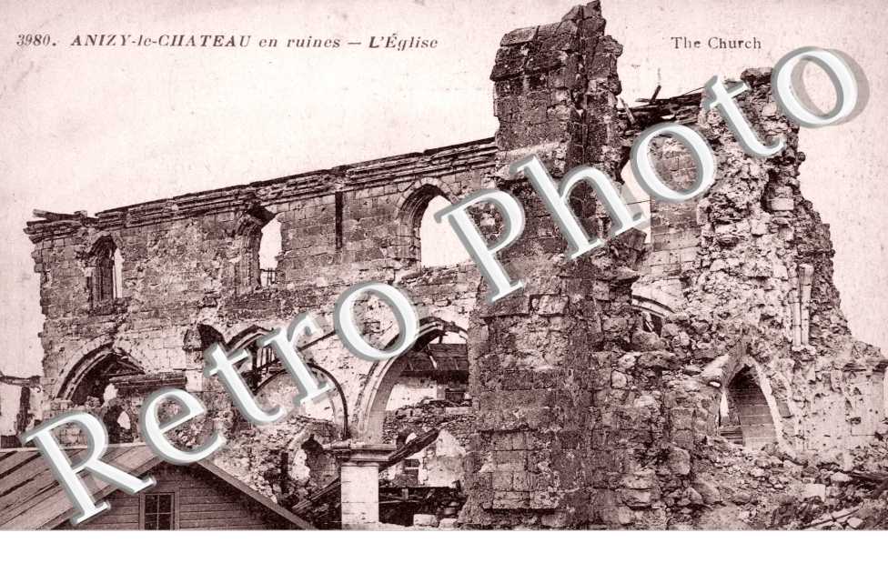 l&#039;eglise en ruines