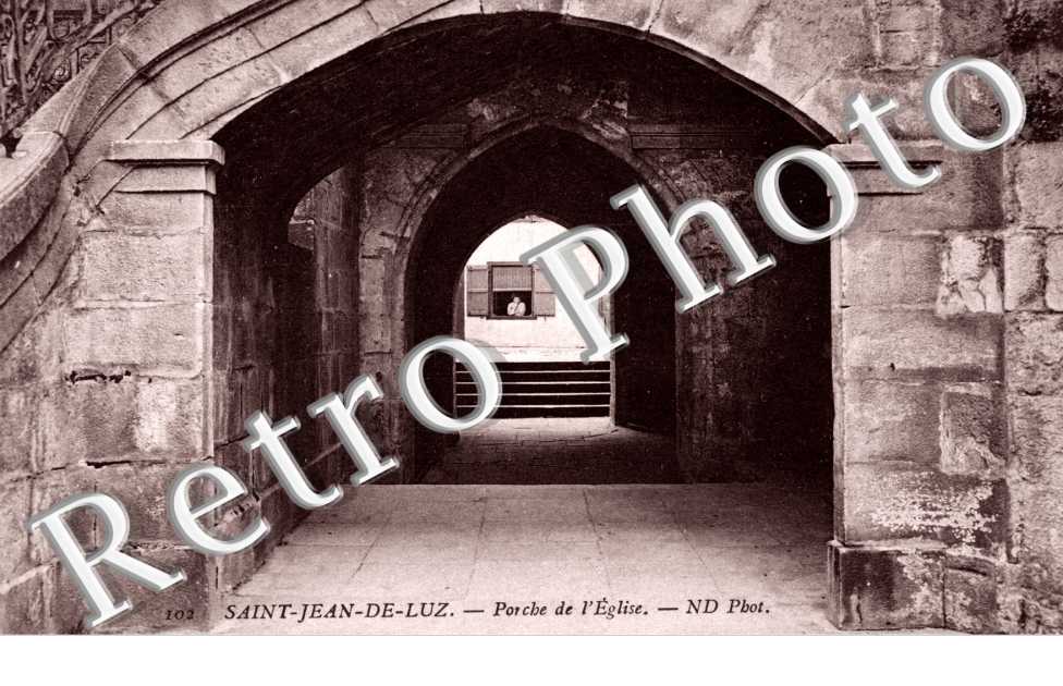 porche de l&#039;eglise