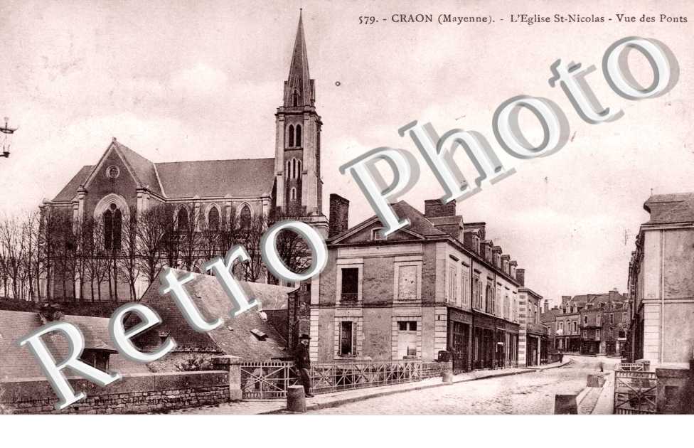l&#039;eglise Saint Nicolas - vue des ponts
