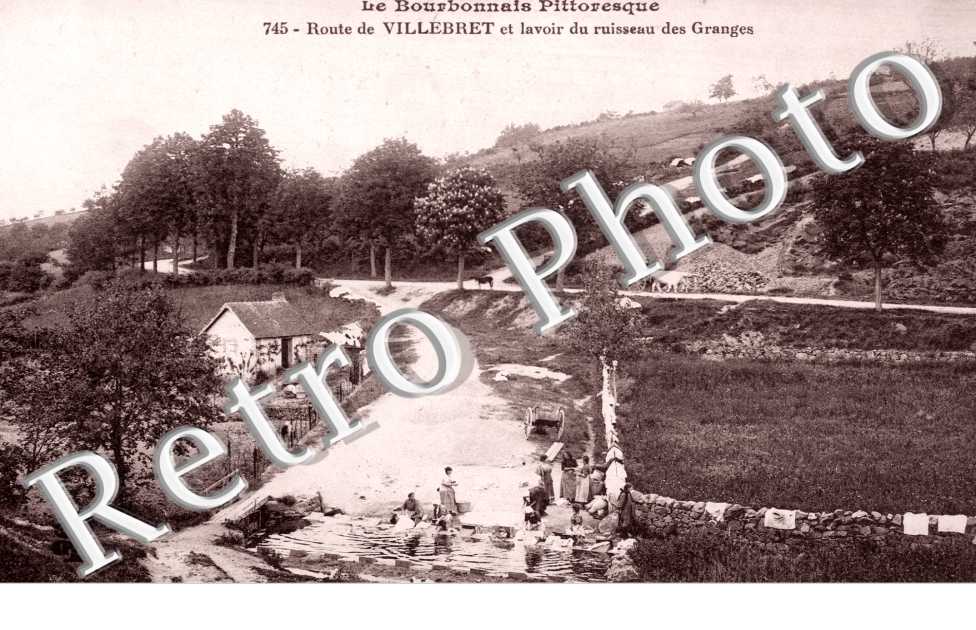 Route et lavoir du Ruisseau des Granges