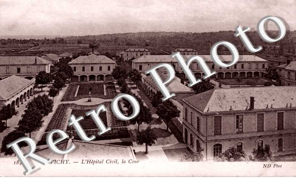 L'Hopital civil, la cour