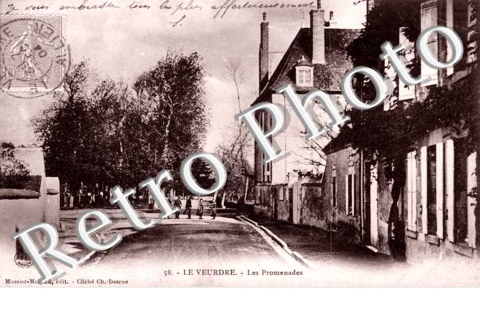 Les Promenades