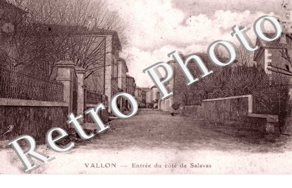 Entree du cote de Salavas
