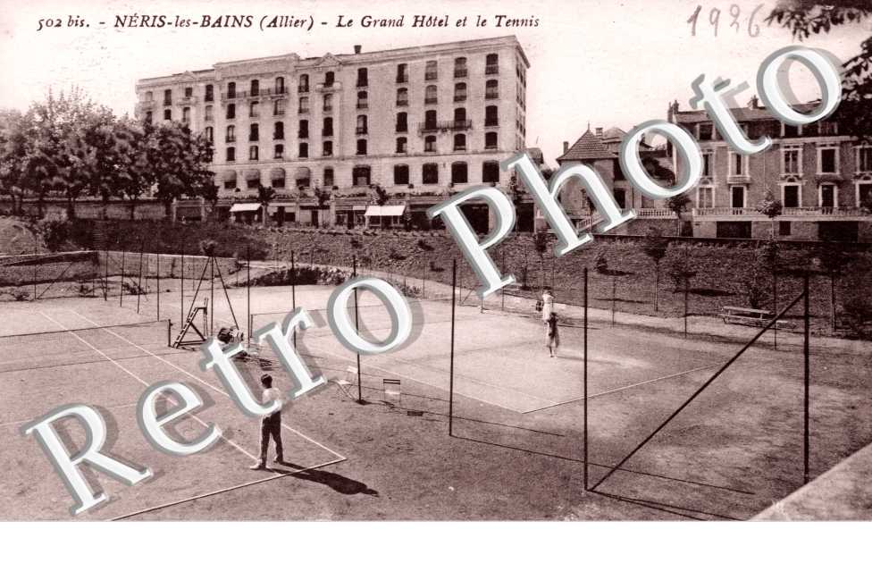 Le Grand Hotel et le Tennis