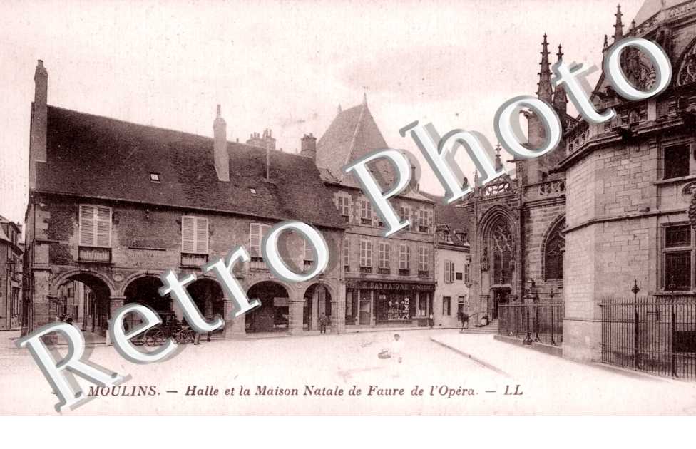 Halle et la Maison Natale de Faure de l&#039;Opera