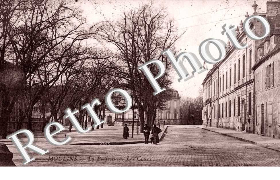 la Predfecture, les Cours