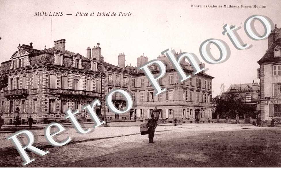 Place et Hotel de Paris