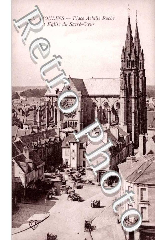 PLace Achille Roche et Eglise du Sacre-Coeur