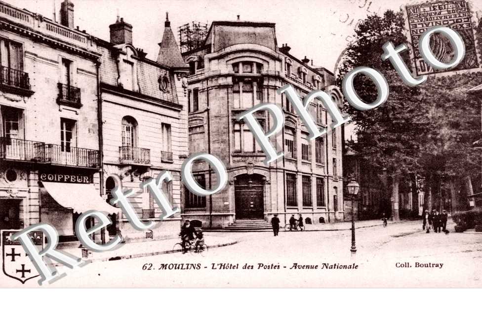 Hotel des Postes et Avenue Nationale