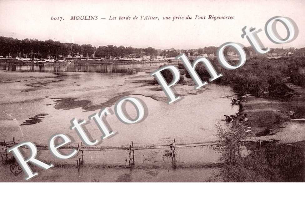 les bords de l&#039;Allier vue prise du Pont Regemortes