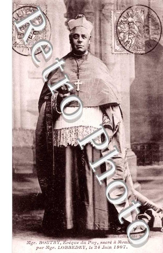 Eveque du Pays sacre a Moulins le 24 juin 1907