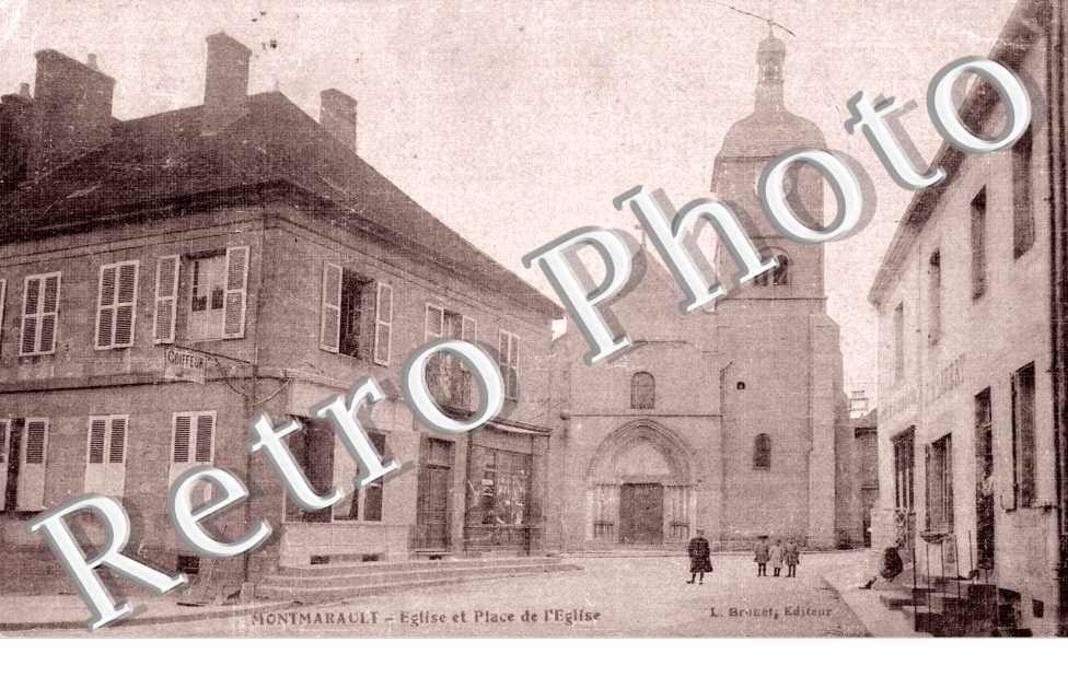 eglise et place de l&#039;eglise