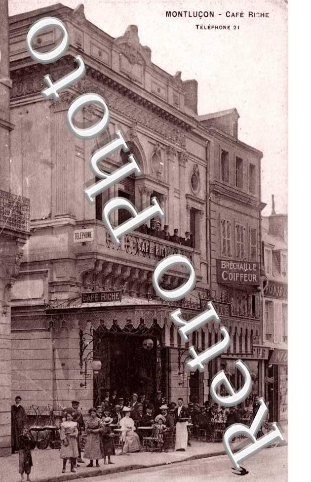 Cafe Riche