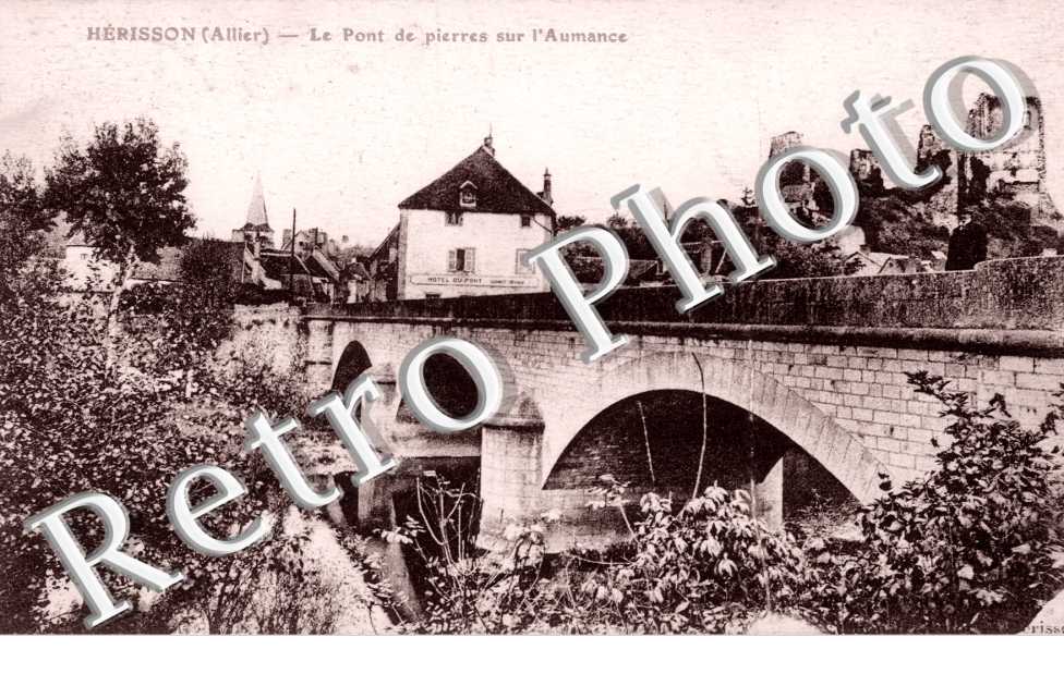 Les Ponts de pierres sur l&#039;Aumance
