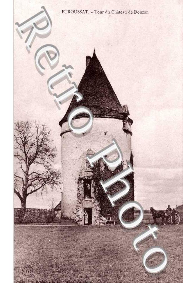 Tour du chateau de Douzon