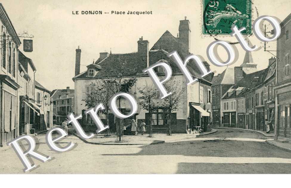 Place Jacquelot