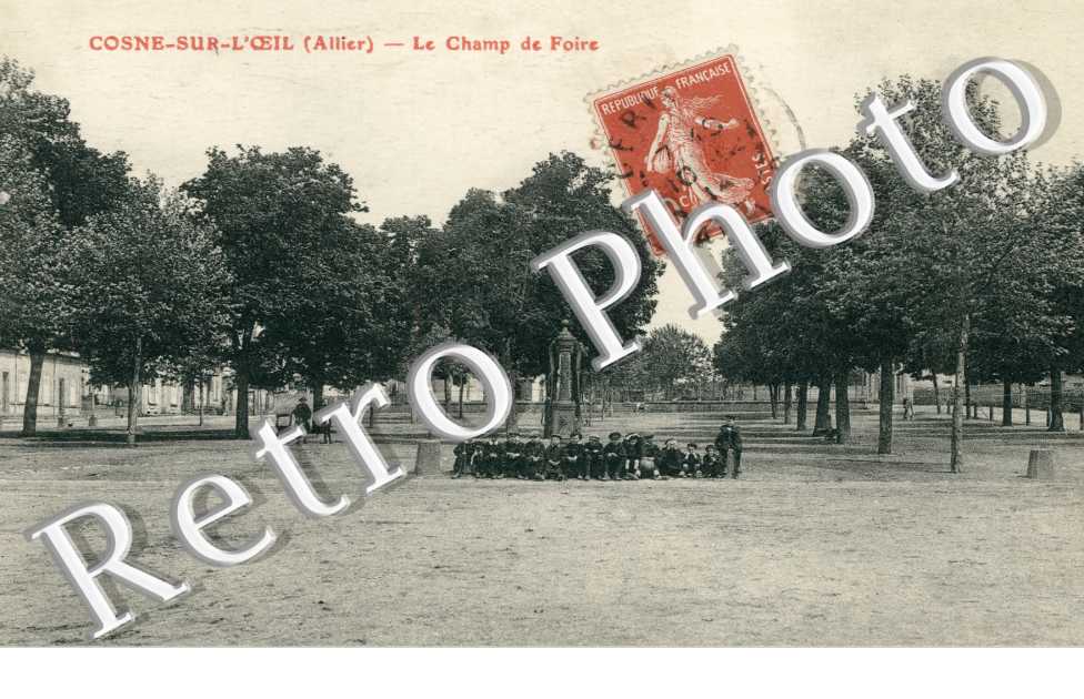 Cosne sur l'Oeil, Champ de Foire