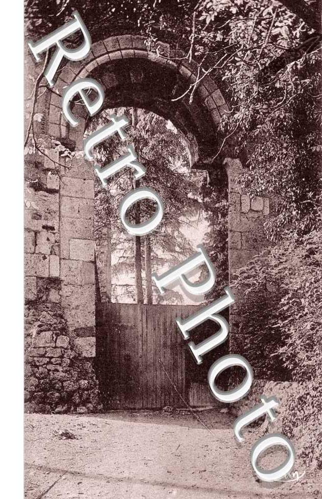 Porte d&#039;entree du Chateau