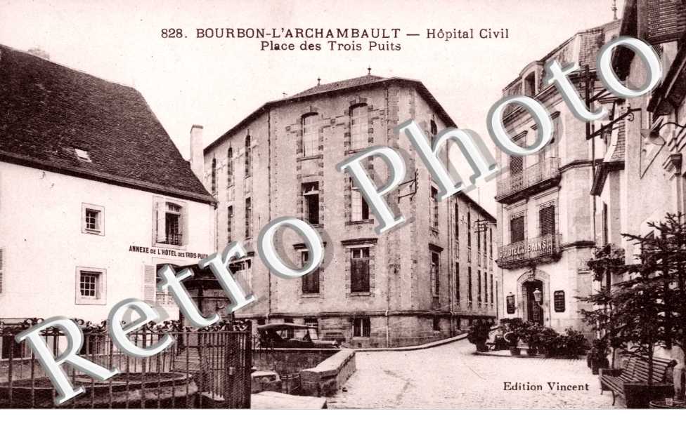 Hopital Civil, Place des Trois Puits