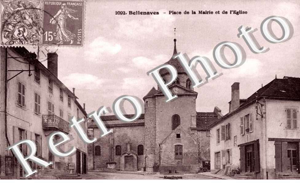 Place de la Mairie et de l&#039;Eglise