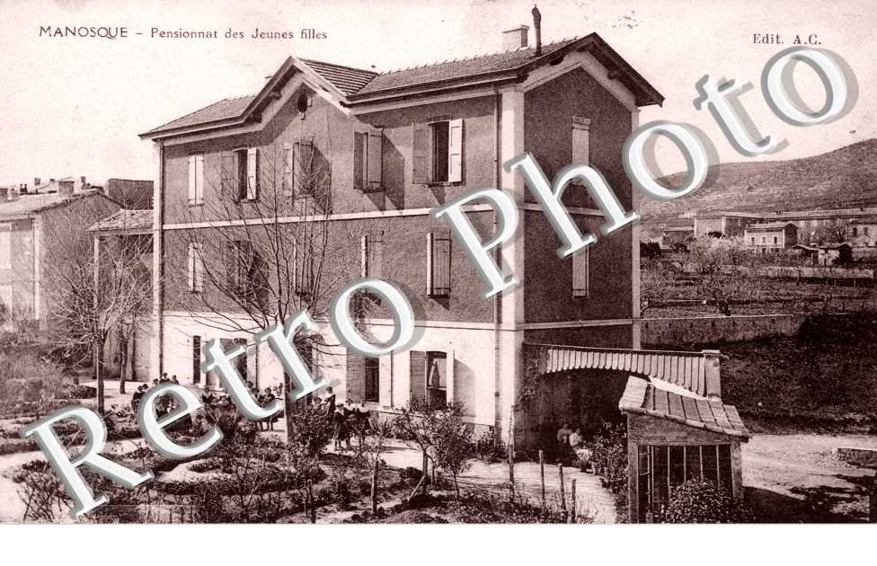 pensionnat des jeunes filles
