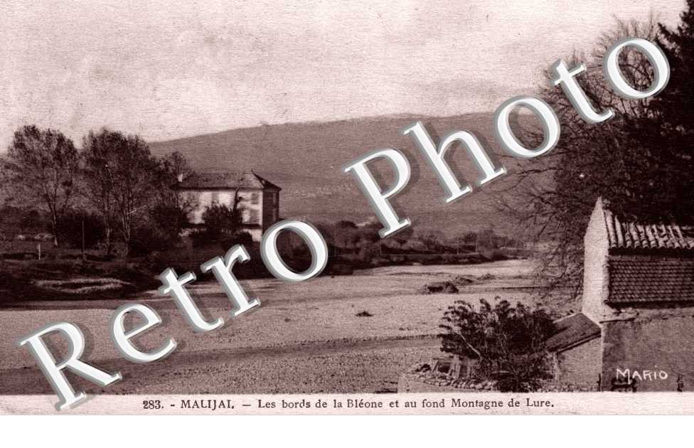 Les bords de la Bleone et au fond  Montagne de Lure