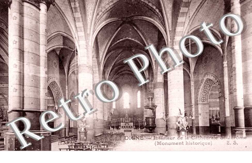 Interieur de cathedrale de St-Jerome