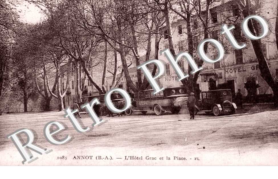 l'hotel Grac et la place