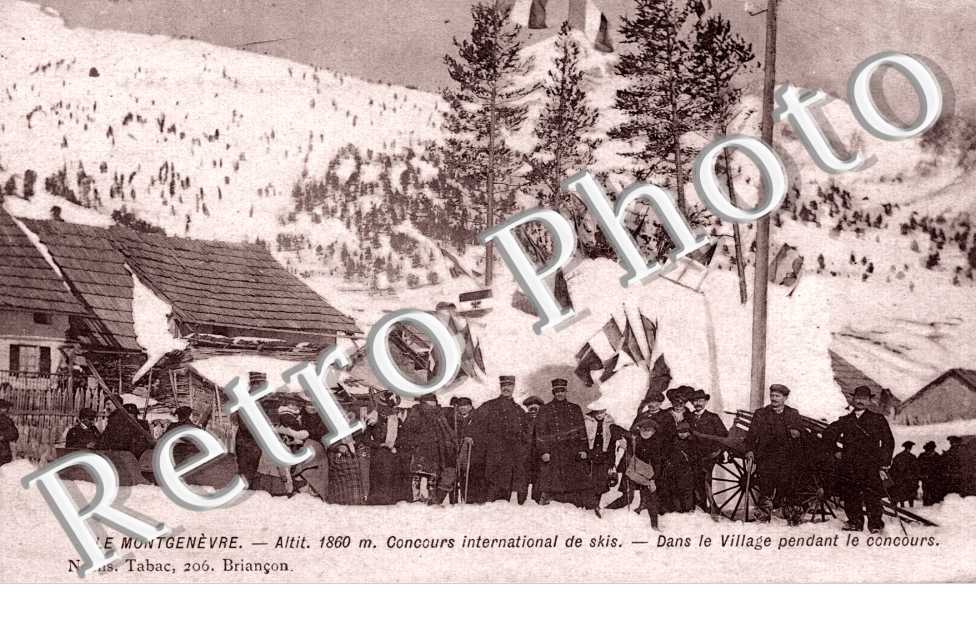 concours international de skis Dans le village pendant le concours